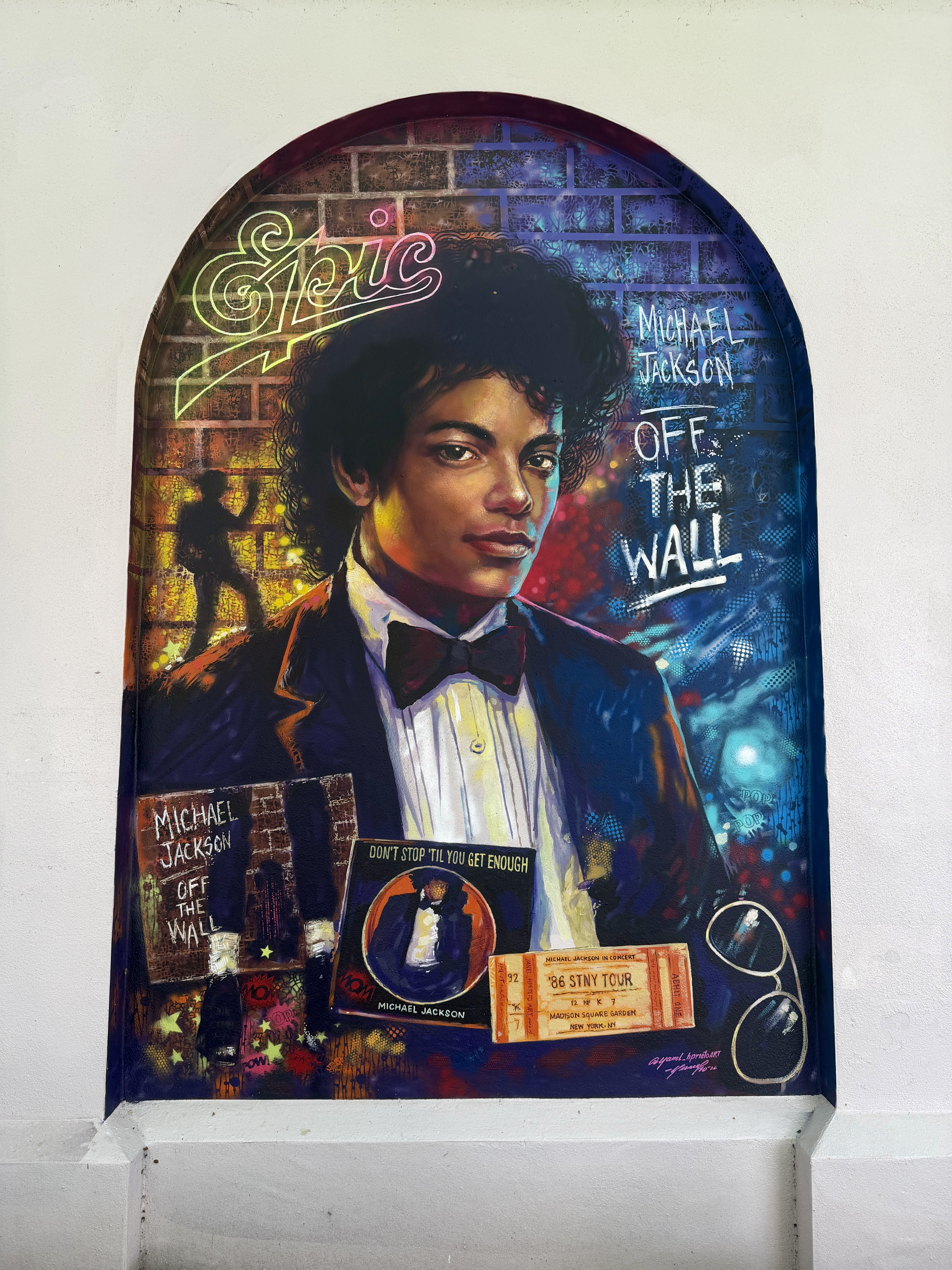 photo of michael jackson wall mural at the miramar cultural center
