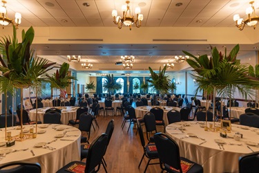 photo of Banquet Hall in use 